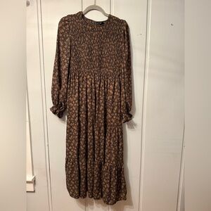 Elegant Brown Floral Long Sleeve Dress